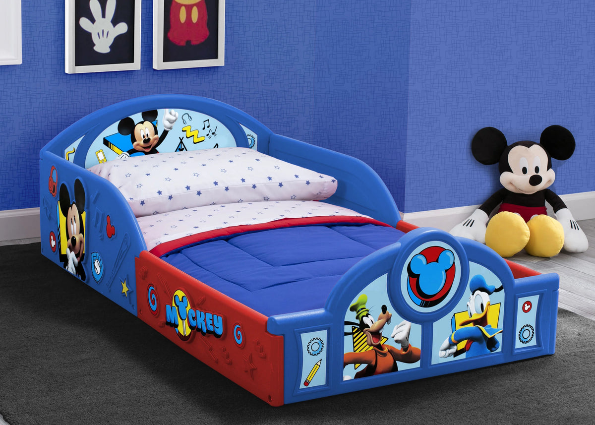 Plastic Toddler Bed S103236