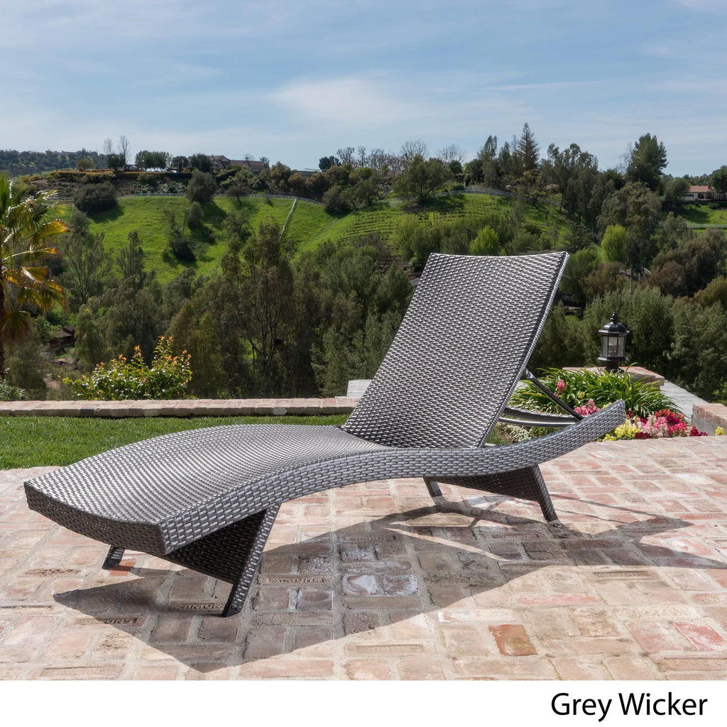 Grey Outdoor Wicker Lounge O992035