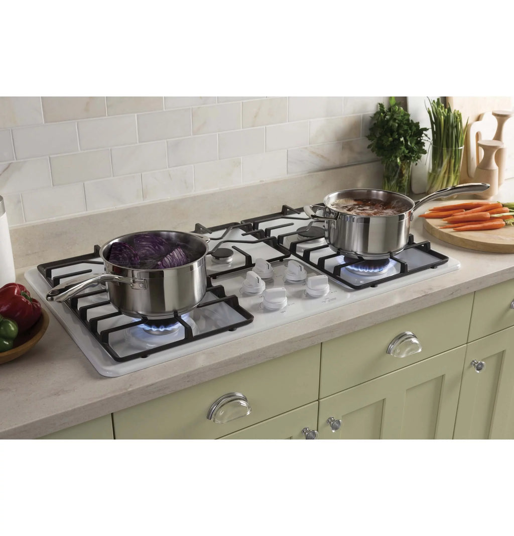 White 36" Gas Cooktop with 5 Sealed Burners C964655