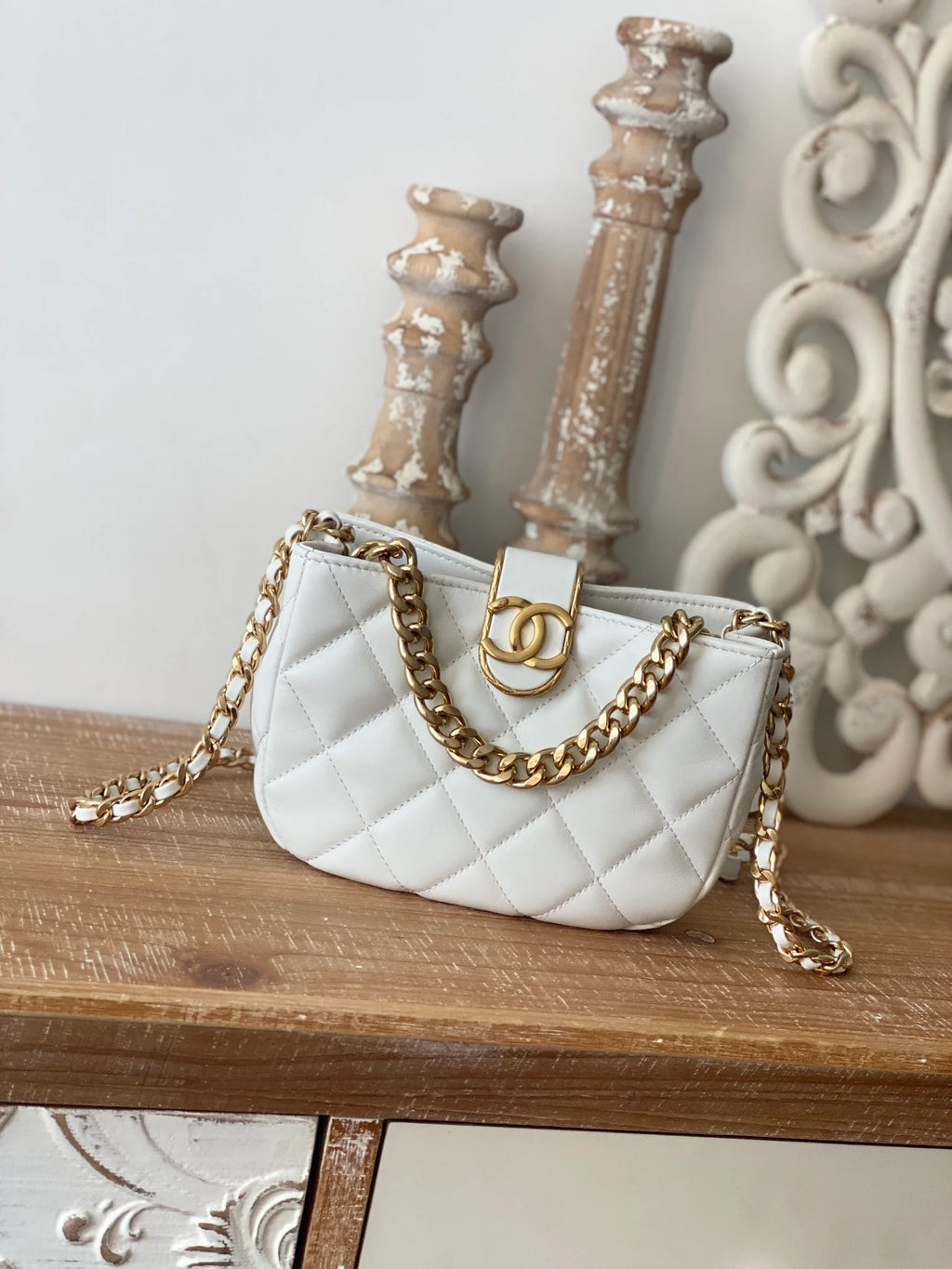 Small Hobo Bag White T8469