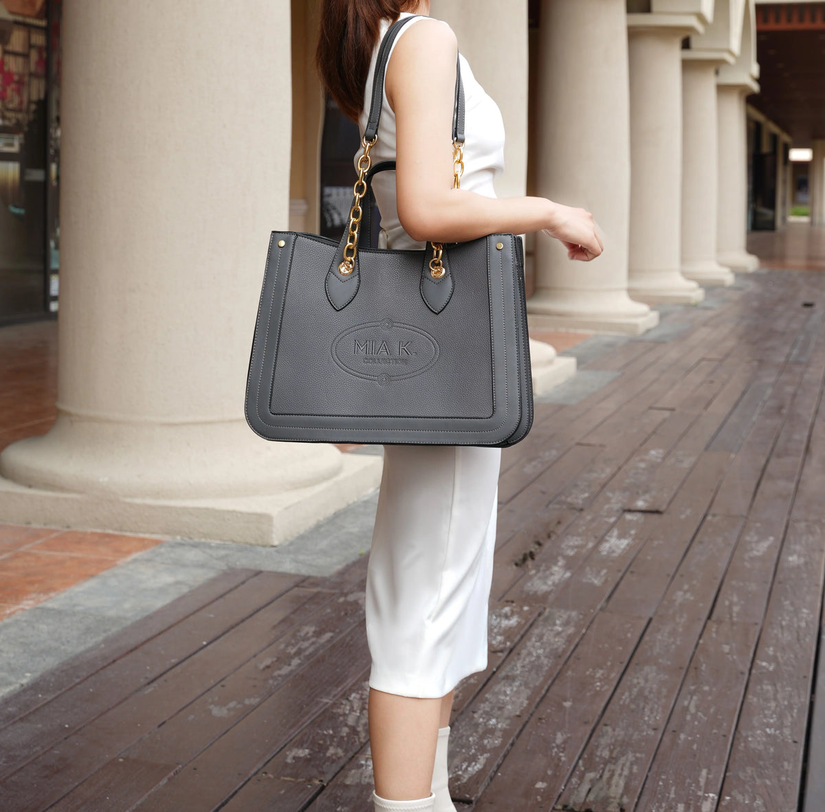 Black Vegan Leather Womens Tote Handbag D118