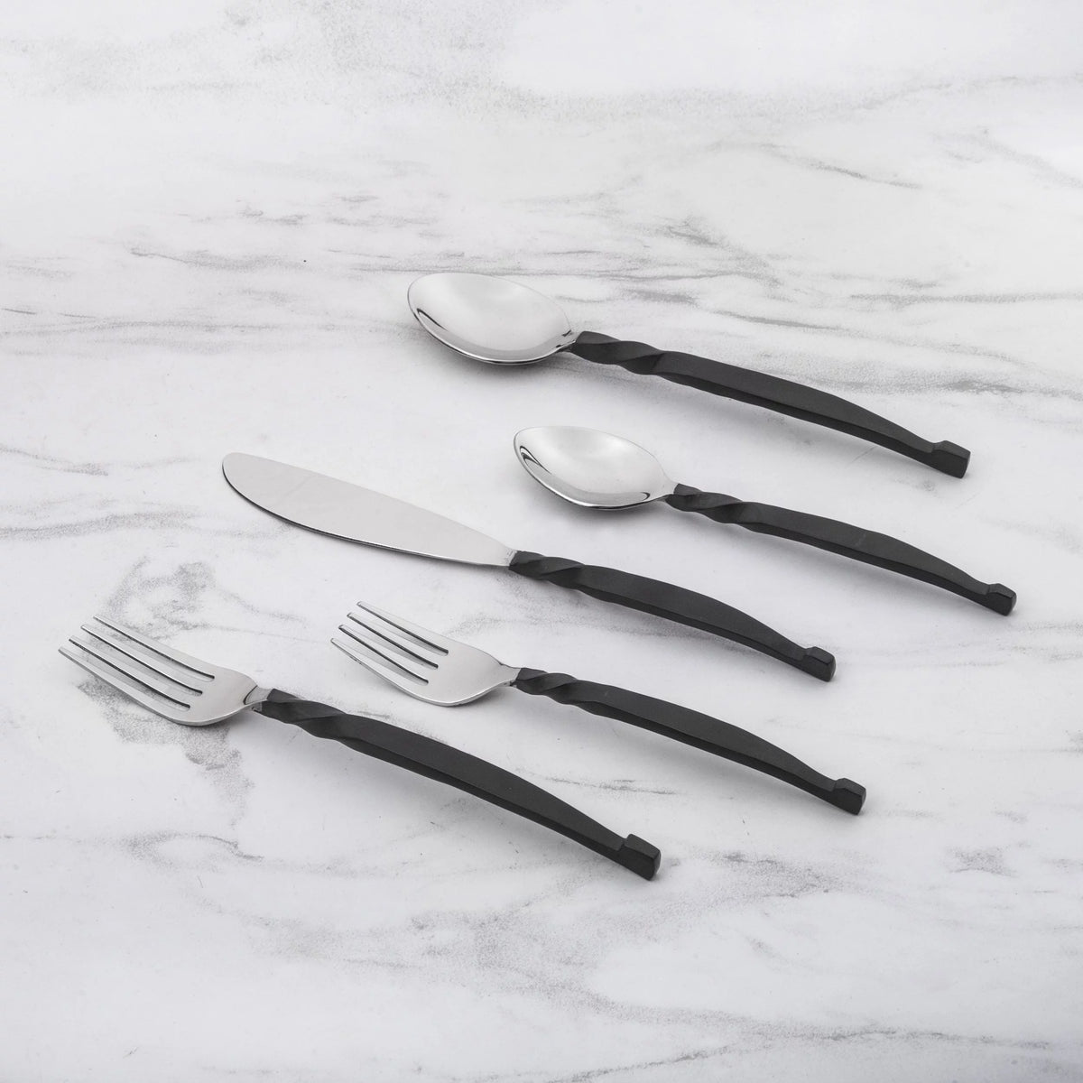 20 Pc Flatware Set Z71168