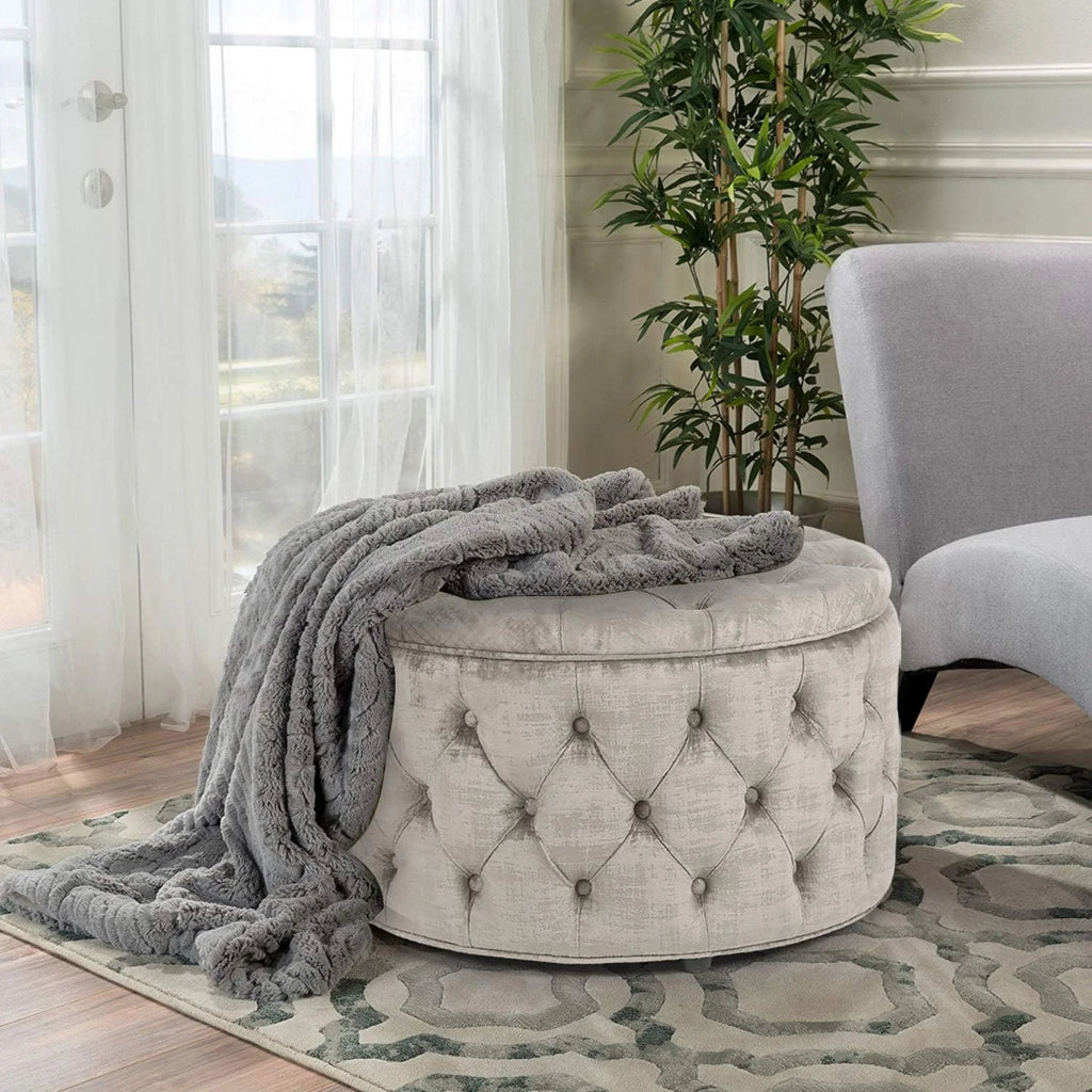 28 Inch Round Velvet Storage Ottoman D517