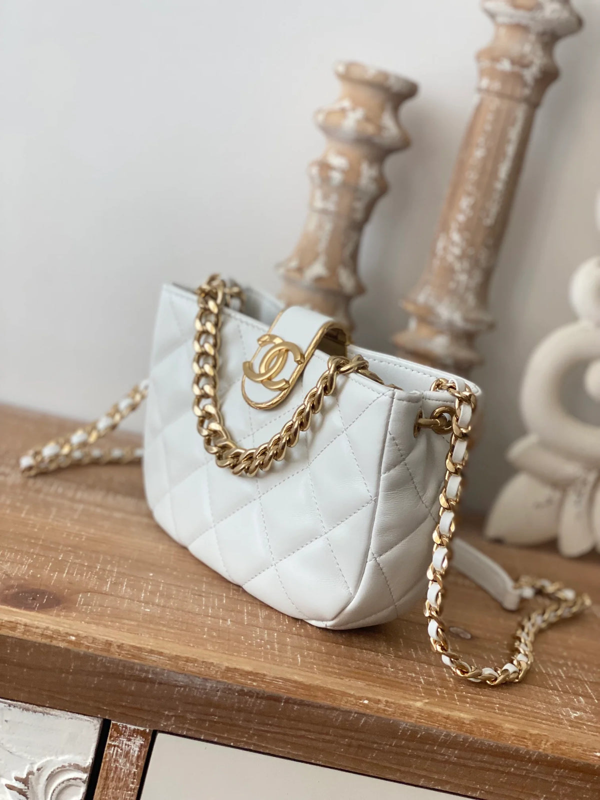 Small Hobo Bag White T8469