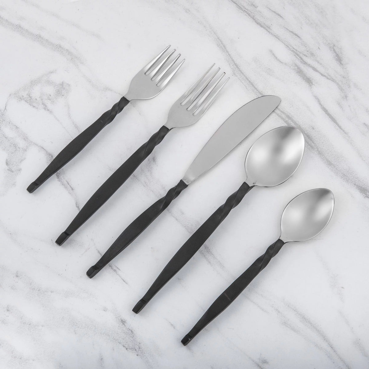 20 Pc Flatware Set Z71168