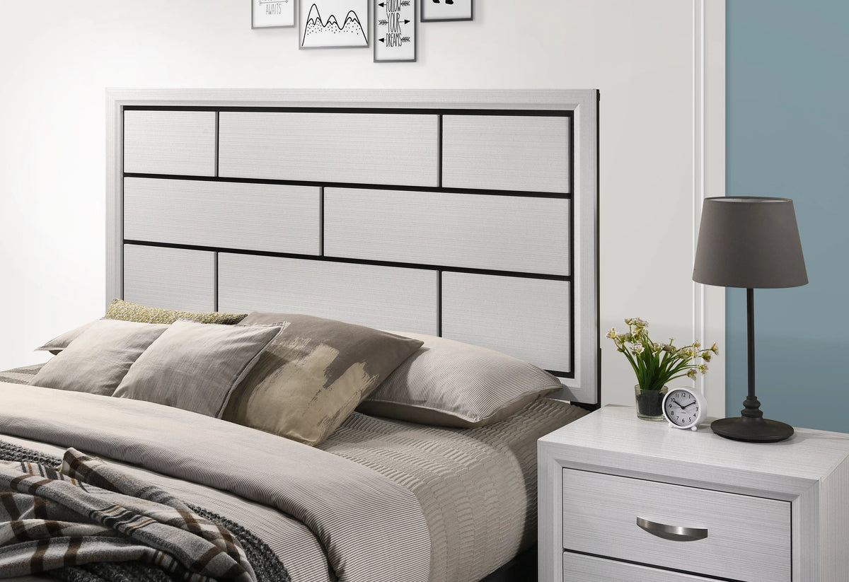 White Queen Bedroom Set with Dresser, Mirror, Night Stand V69426