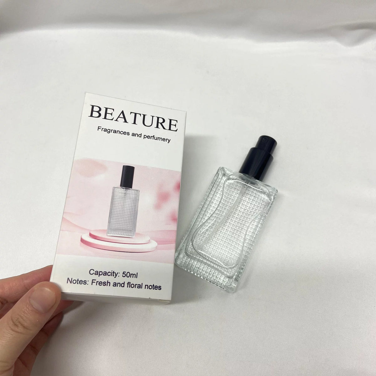 Fragrances and perfumery 50ml O95717