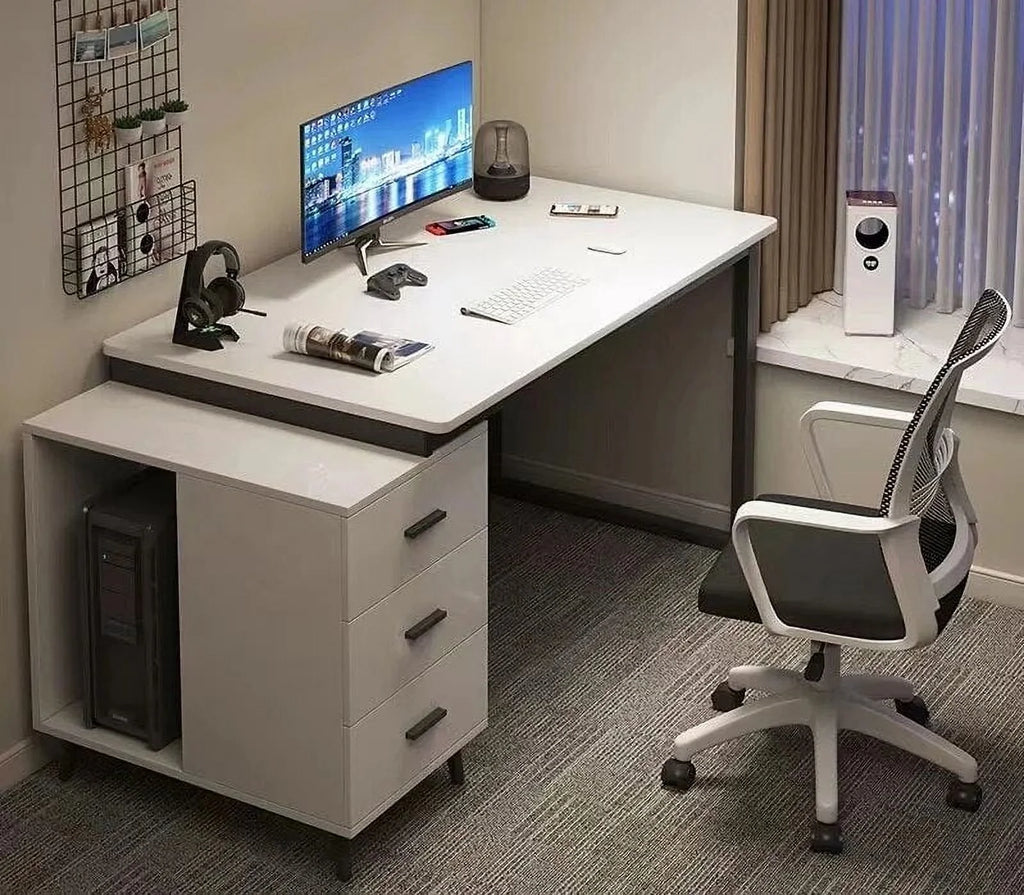 Computer Desk with Drawers D538