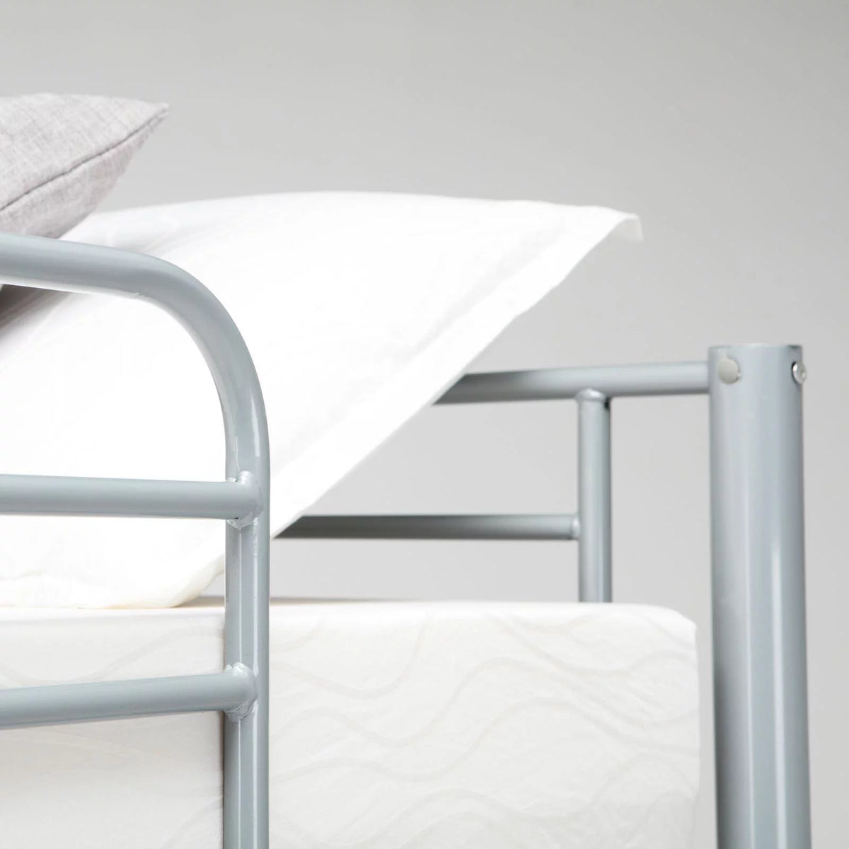 Metal Twin over Bunk Beds Frame with Ladder D96106